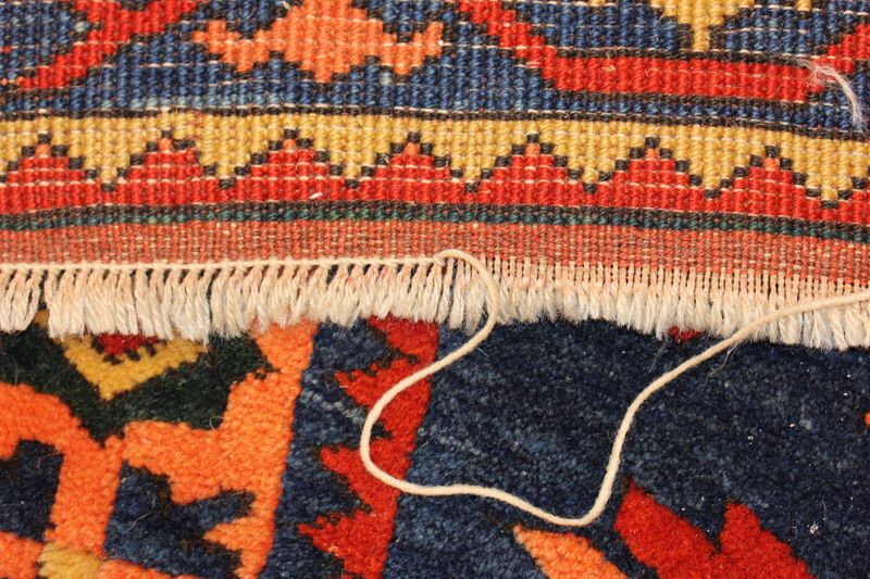 Quels sont les outils pour réaliser un tapis d'orient de nos jours ? - Le  Laboratoire du Tapis - Restauration de tapis à Paris