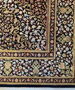 Alternative view of Ghoum soie motif mille fleurs