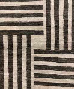 Tapis Moderne (vendu) 10 IMG 3936