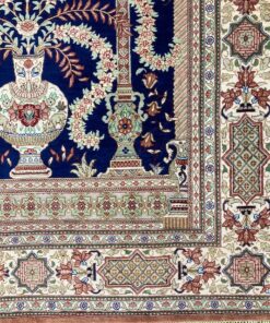 Alternative view of Ghoum soie vase et arbre de vie