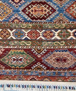 Alternative view of Tapis moderne khoy noué main