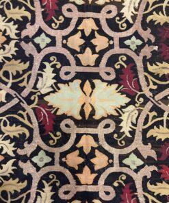 Alternative view of Tapis de table Aubusson XIXème