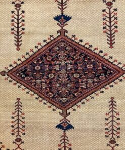 tapis ancien en bon état